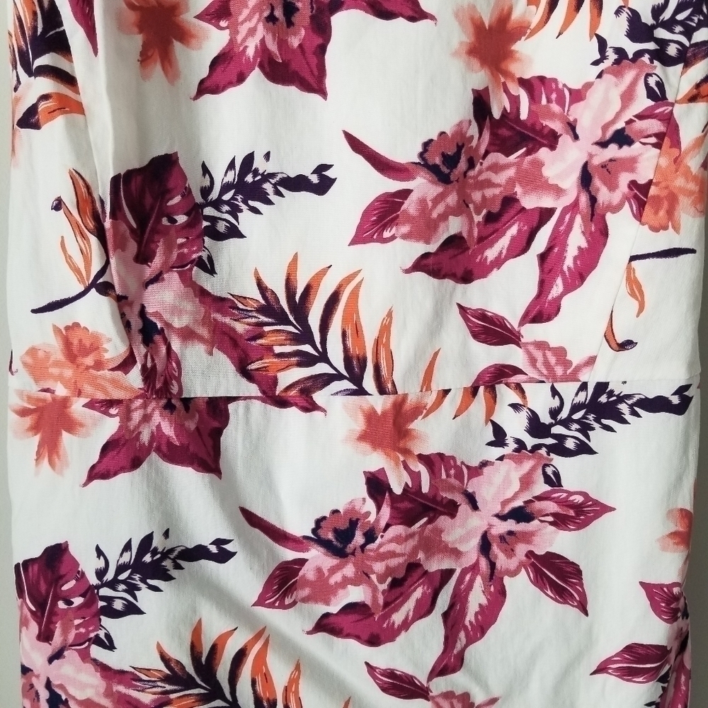 Tahari Arthur S. Levine Sleeveless Floral Tie-Waist Dress Size 4 - Picture 4 of 10